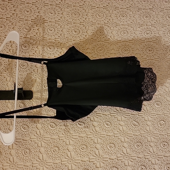 Woman's camisole, by luleh, size 36B, black with lace - Picture 6 of 8